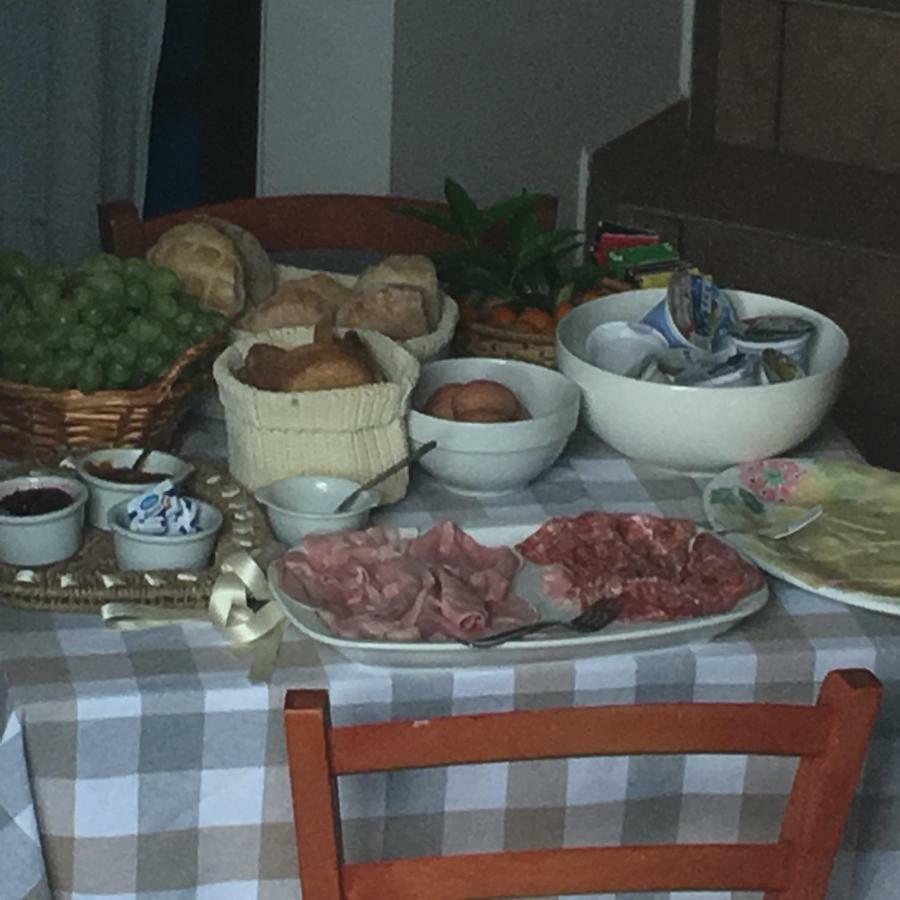 Cascina Cologna Bed & Breakfast Galbiate Eksteriør bilde